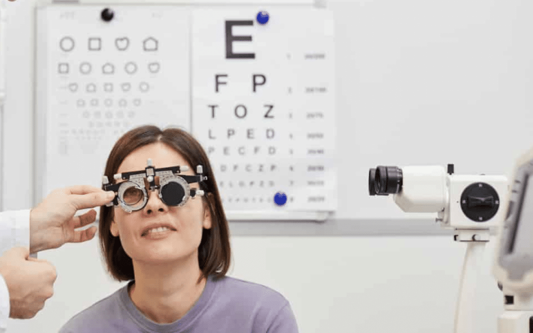 VAE : Devenez Opticien Lunetier en 2025